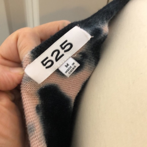 525 America Cropped Asymmetric Neck Tie Dye Sweatshirt M - Picture 5 of 6